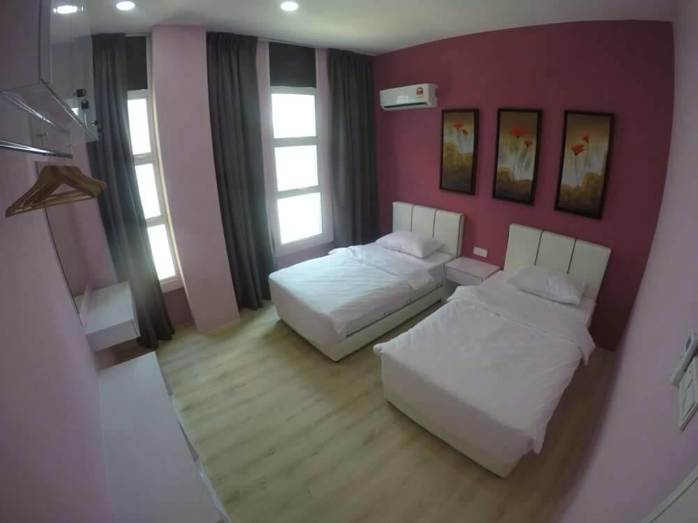Xenia Homestay Кучинг Экстерьер фото